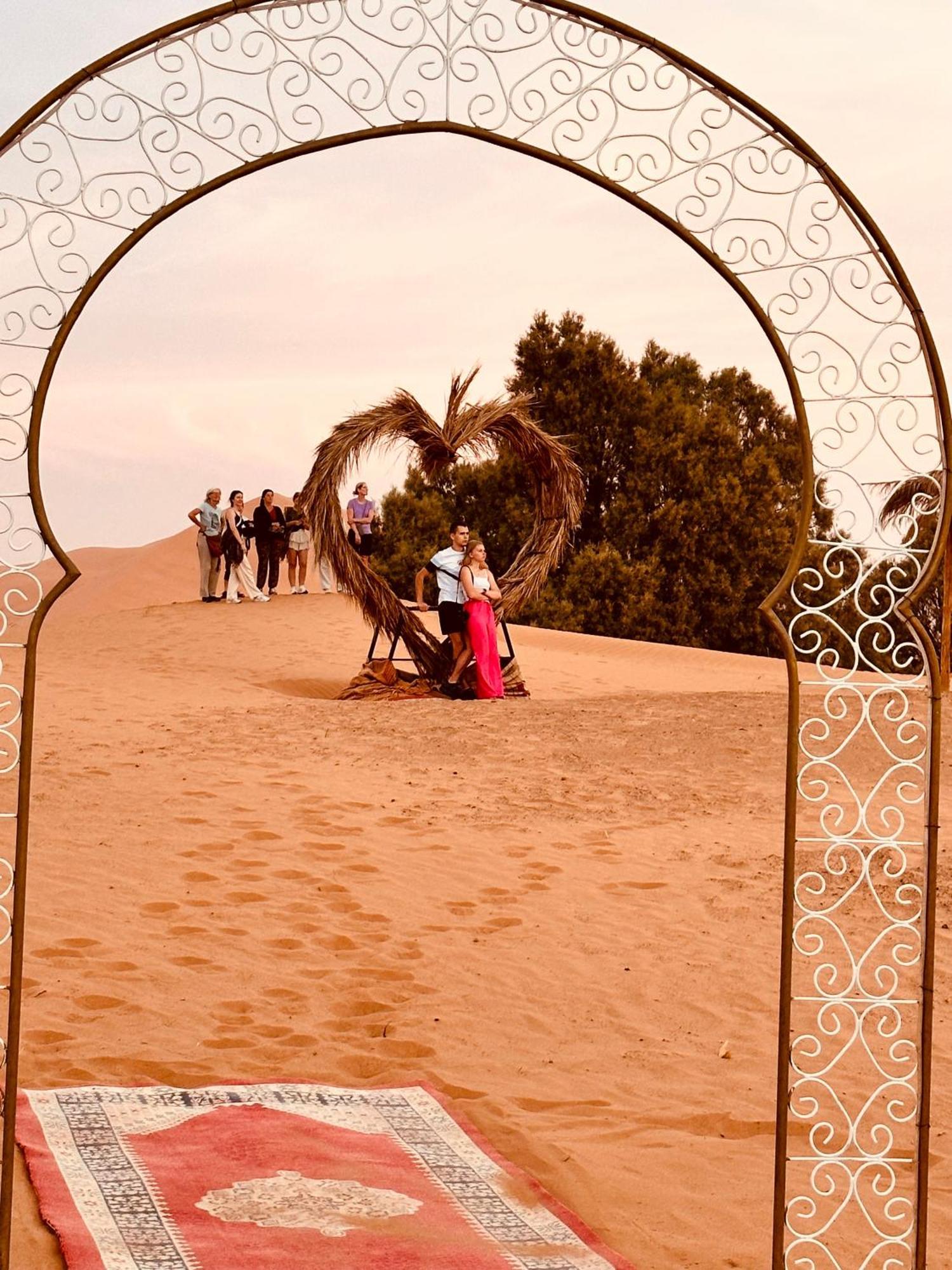 Merzouga Nomadic Luxury Camp エクステリア 写真